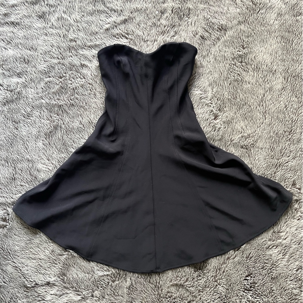 ✨2/25✨Black Strapless Mini Dress